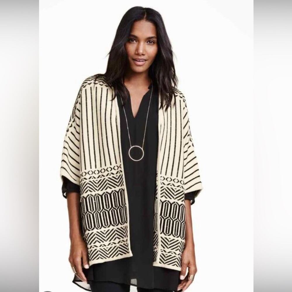 H&M Black Ivory Geometric Knit Sweater Top Oversized Fair Isle M/L